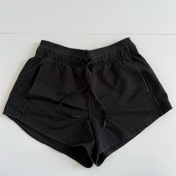 Lululemon Inner Glow Short - Picture 2 of 9